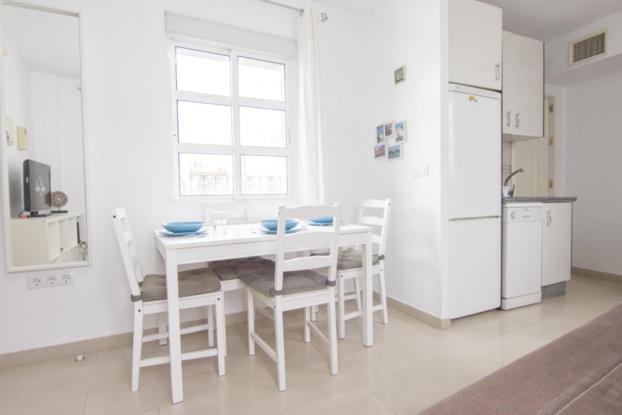RentalSevilla Luminoso apartamento con terraza a orillas del río Exterior foto